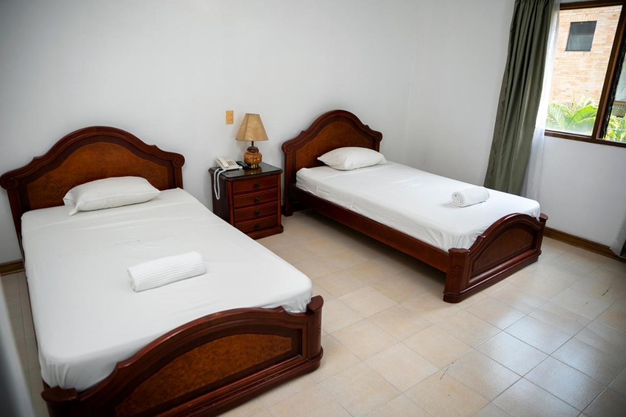 Hotel Casa Rosales à Medellín Extérieur photo
