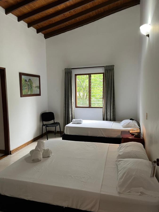 Hotel Casa Rosales à Medellín Extérieur photo