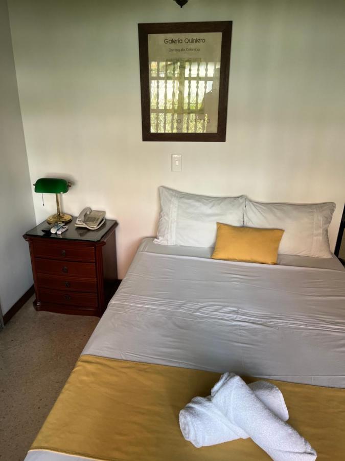 Hotel Casa Rosales à Medellín Extérieur photo